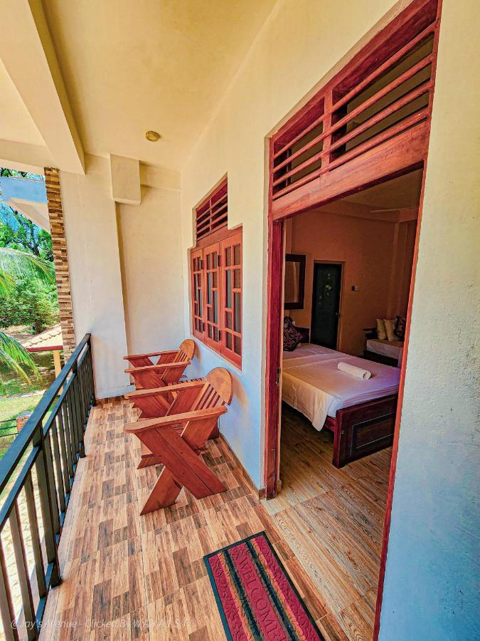 Jay'S Avenue Hotel Udawalawe Exterior foto